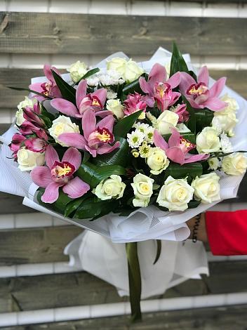 Букет цветов из: Розы и Хризантемы в Изобильном