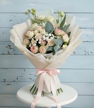 Букет цветов из:  Розы и Лизиантусы в Изобильном
