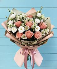 Букет цветов из:  Розы, Альстромерии и Лизиантусы в Изобильном