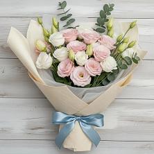 Букет цветов из:  Лизиантусы в Изобильном