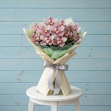 Букет цветов из:  Орхидеи и Розы в Изобильном