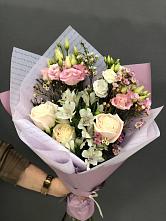 Букет цветов из:  Альстромерии, Розы и Лизиантусы #REPLACE_PRED# Изобильном