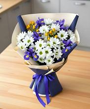 Букет цветов из:  Розы, Ирисы и Хризантемы #REPLACE_PRED# Изобильном