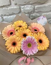 Букет цветов из:  Герберы #REPLACE_PRED# Изобильном