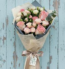 Букет цветов из:  Розы #REPLACE_PRED# Изобильном