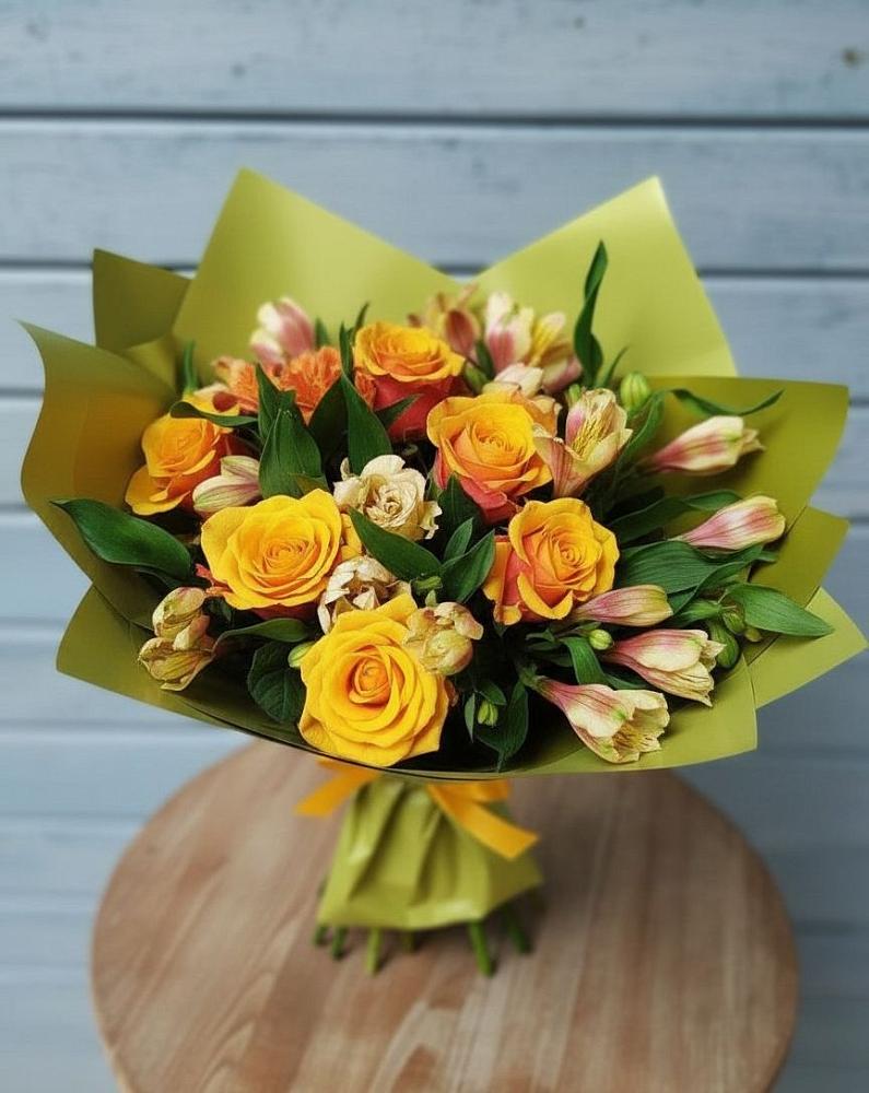 Букет цветов из: Альстромерии и Розы в Изобильном