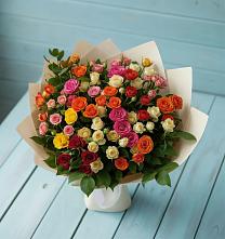 Букет Микс из разноцветных кустовых роз в Изобильном